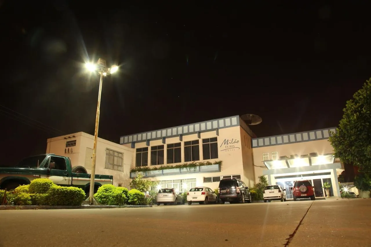 Milao Hotel 阿雷格里港